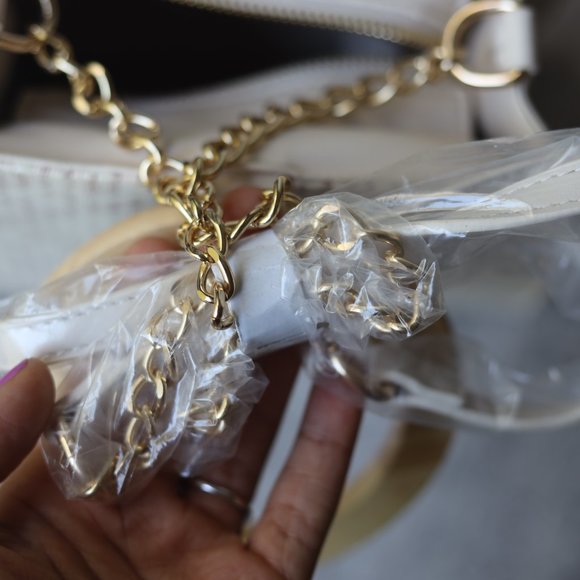 BOHO Chic Wooden Handle Convertible Crossbody Bag - Picture 4 of 10